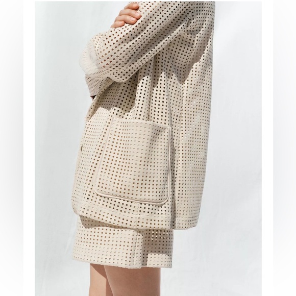 NWT ZARA FAUX SUEDE CUT OUT BLAZER AND SHORTS SET - Picture 4 of 8